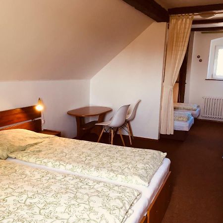 Hotel Ubytovani Doma Tisá Zewnętrze zdjęcie