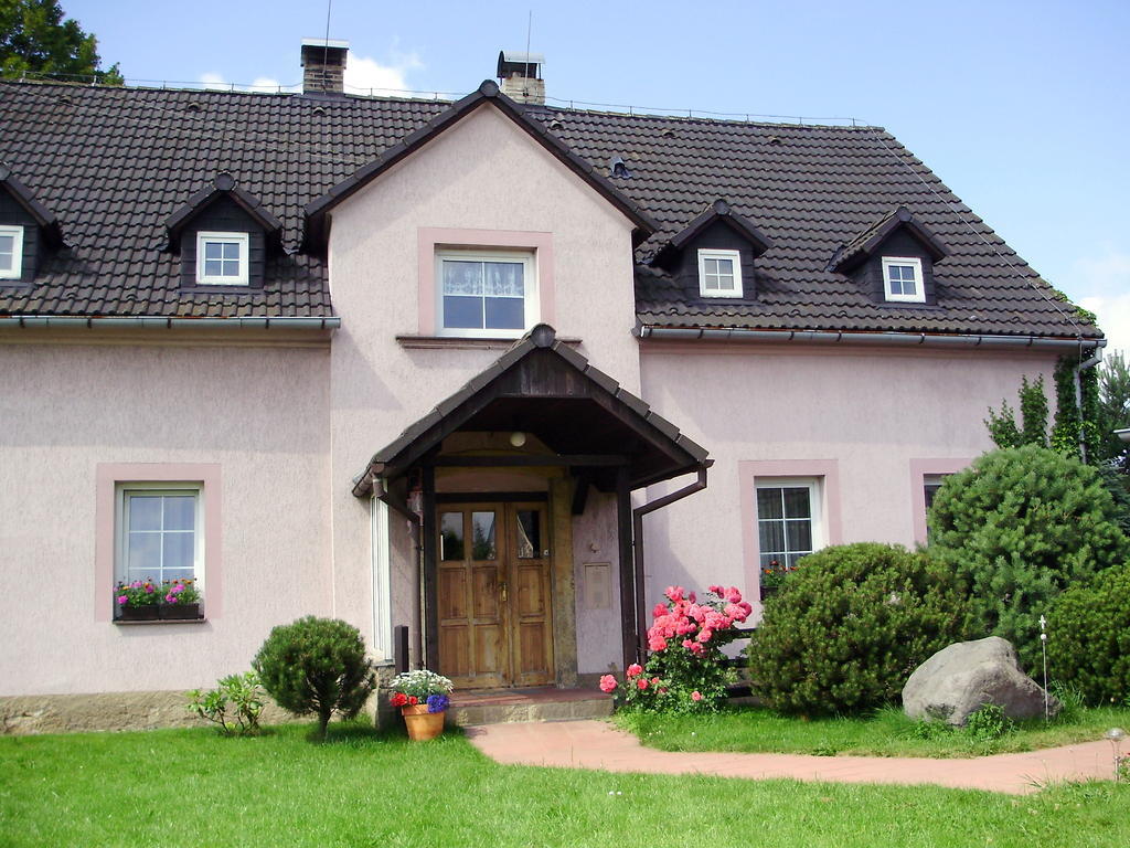 Hotel Ubytovani Doma Tisá Zewnętrze zdjęcie