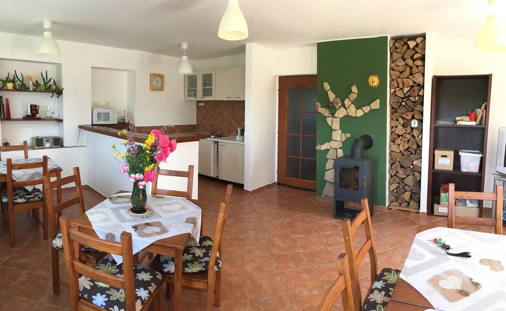 Hotel Ubytovani Doma Tisá Zewnętrze zdjęcie