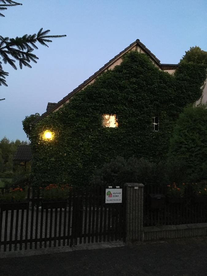 Hotel Ubytovani Doma Tisá Zewnętrze zdjęcie