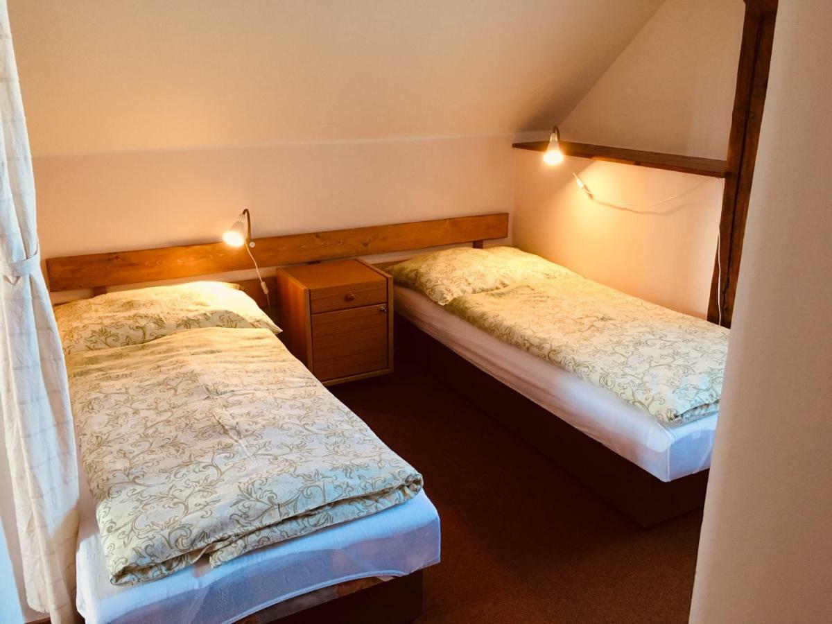 Hotel Ubytovani Doma Tisá Zewnętrze zdjęcie